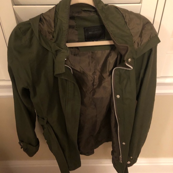 Militar green jacket - Picture 1 of 2